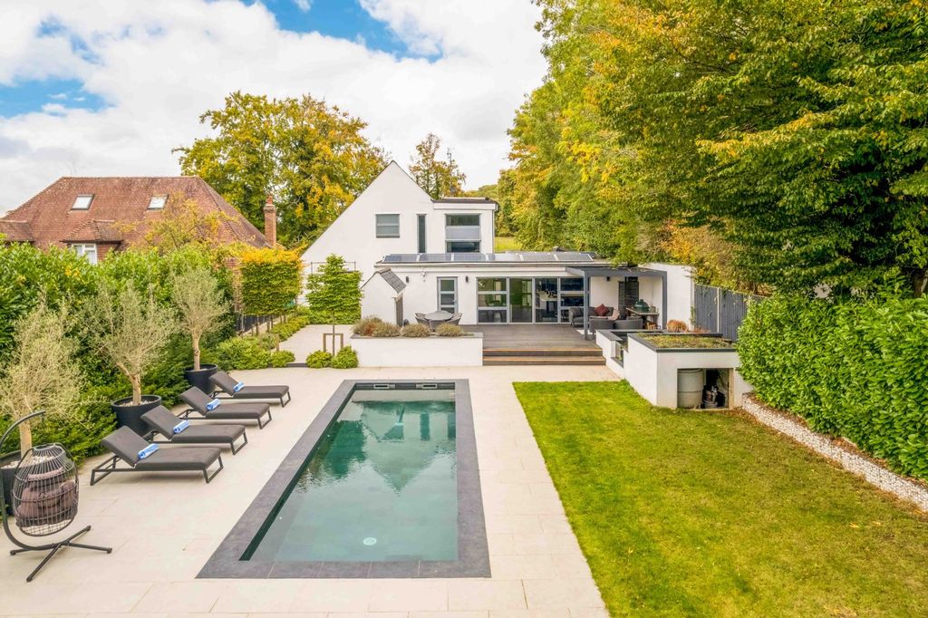 Property photo 1 of 21 Back Of House