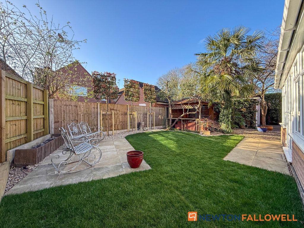 Property photo 3 of 32