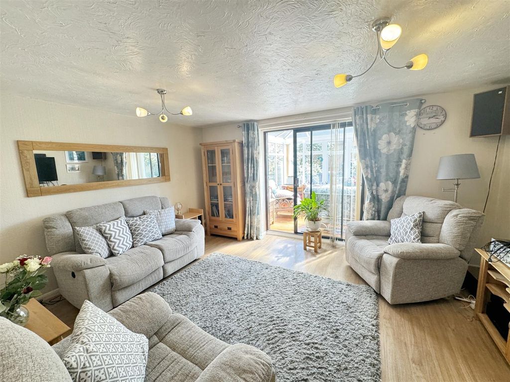 Property photo 3 of 7 6.Jpg