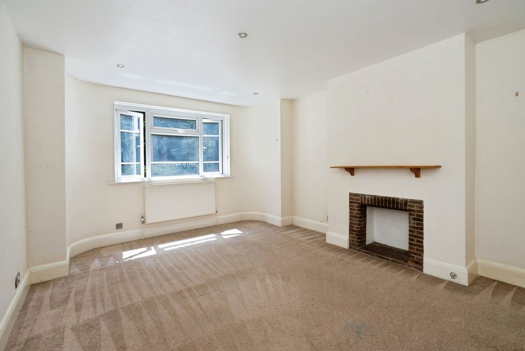 Property photo 3 of 14 Pbox-Img.Jpg
