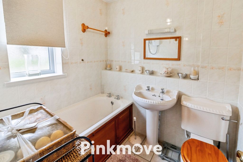 Property photo 3 of 21