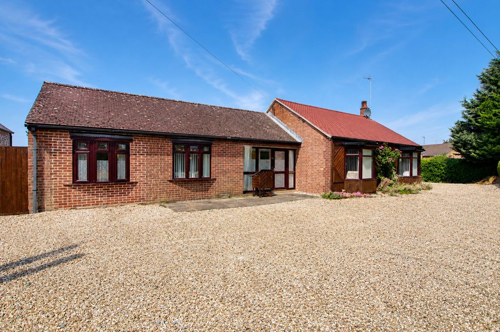 Property photo 3 of 39