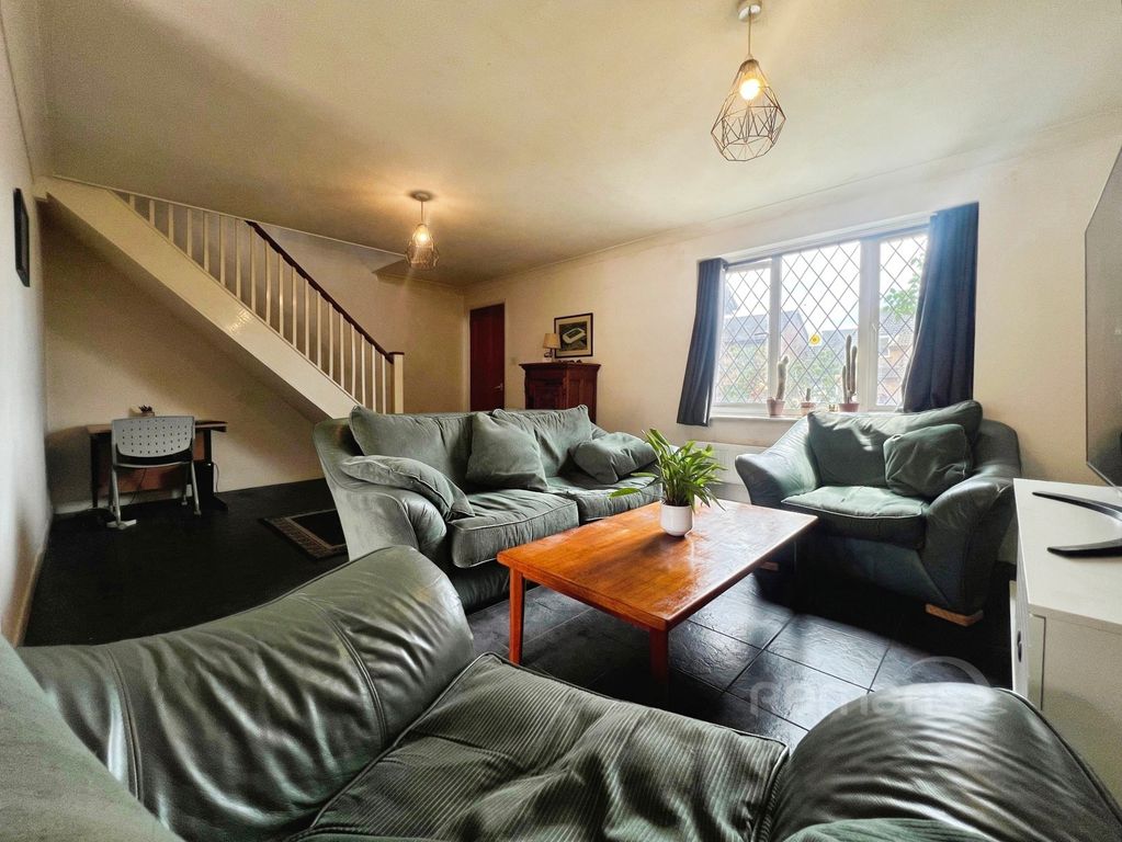 Property photo 3 of 26 Pbox-Img.Jpg