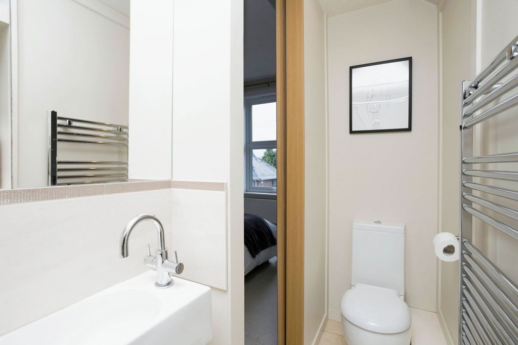 Additional image 12 of 3 bed detached house for saleSt Leonards Road, Horsham, West Sussex. RH13