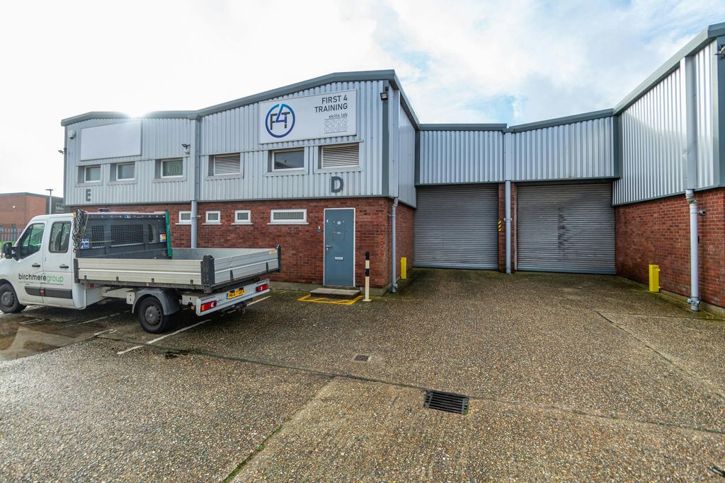 Property photo 1 of 2 8.Jpg