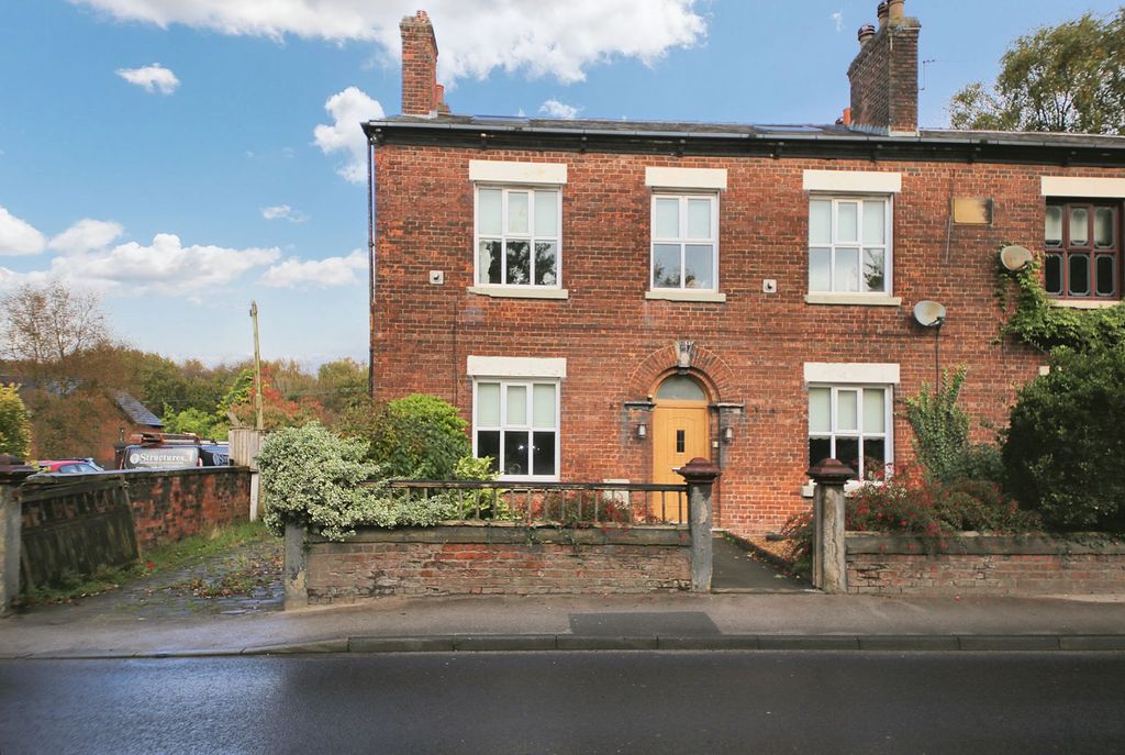 Property photo 1 of 31