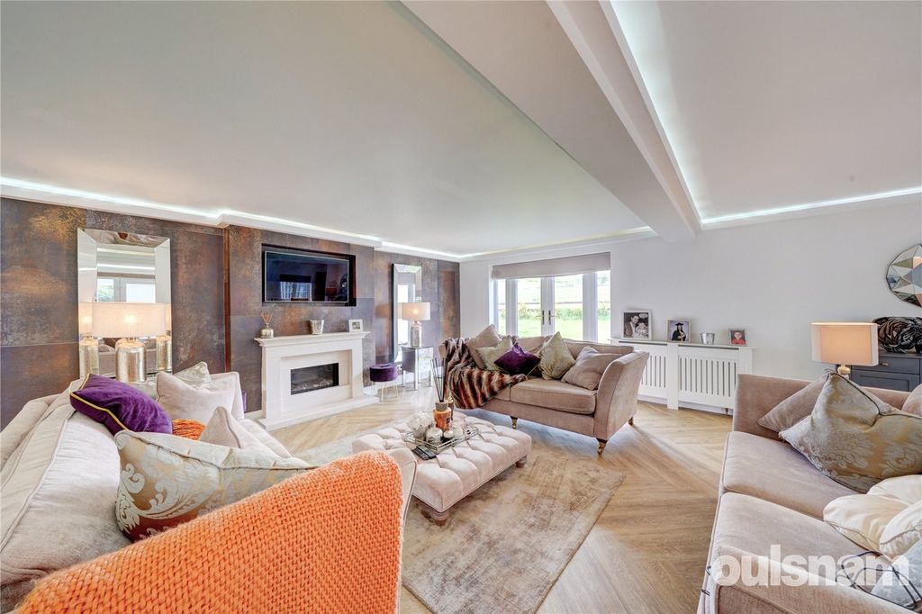 Property photo 2 of 31 Picture No. 37