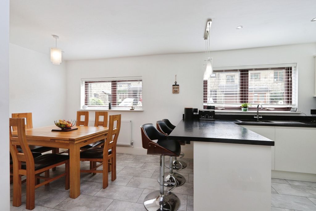Property photo 3 of 19 Img_2677