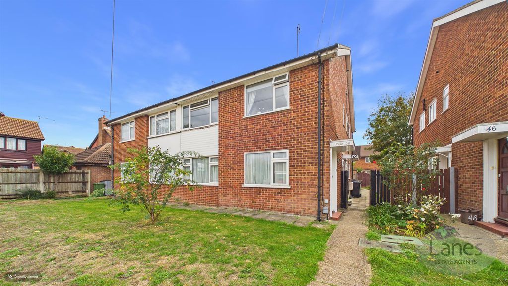 Property photo 1 of 17 Cam02479G0-Pr0120-Still018.Jpg