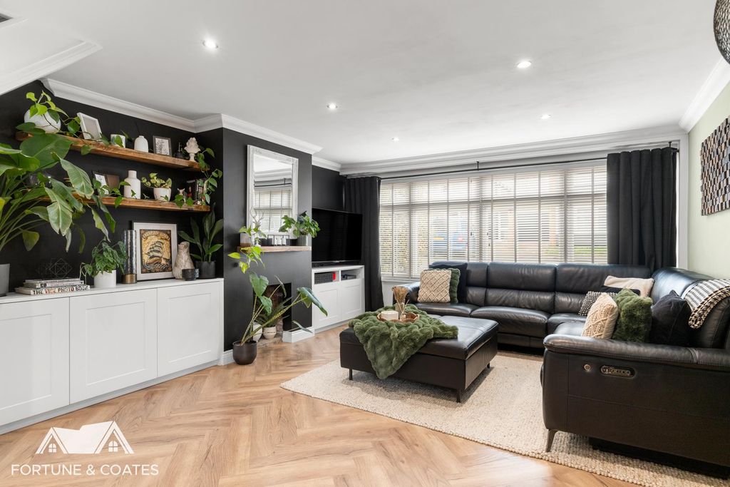 Property photo 3 of 36 Firpark_23.Jpg