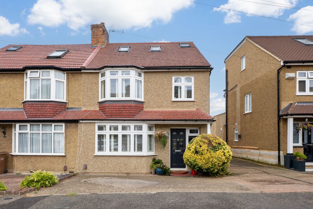 Property photo 1 of 38 Picture No. 02