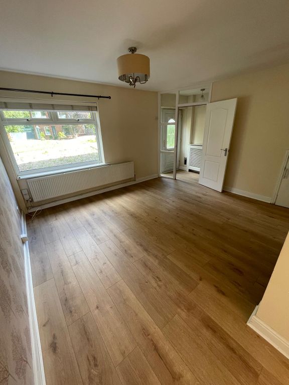 Property photo 2 of 21 2