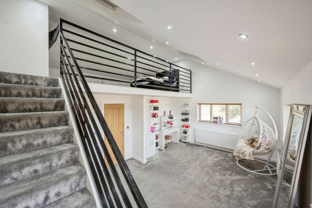 Additional image 13 of 6 bed detached house for saleBrigg Road, Messingham, Scunthorpe DN17