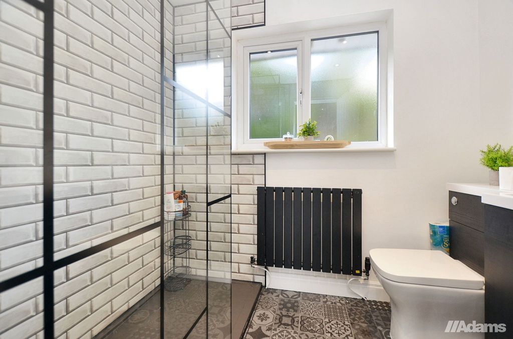 Property photo 3 of 31