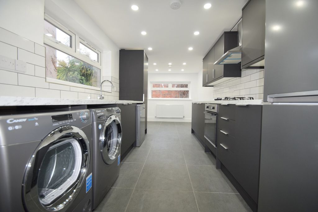 Property photo 1 of 12 Photo 2