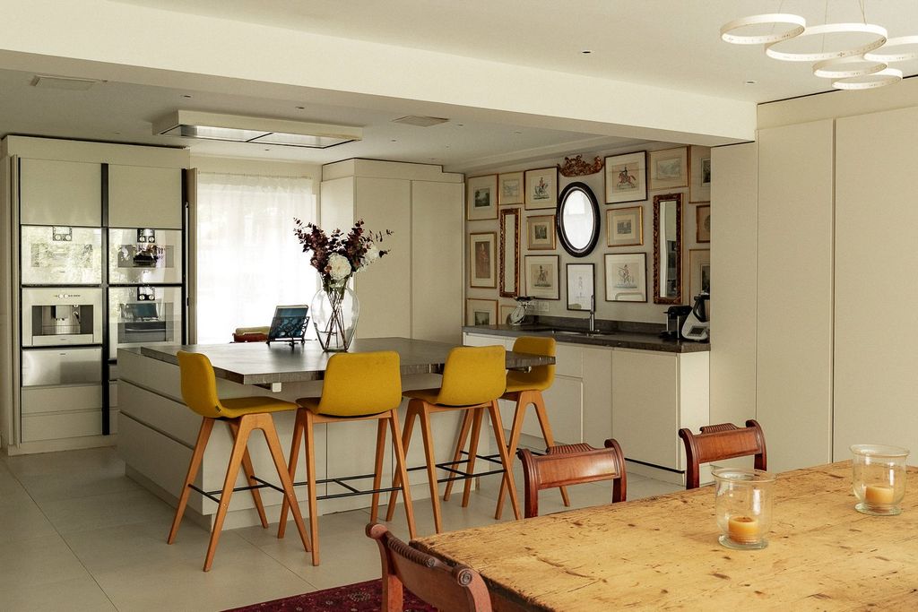 Property photo 3 of 13 Kitchen