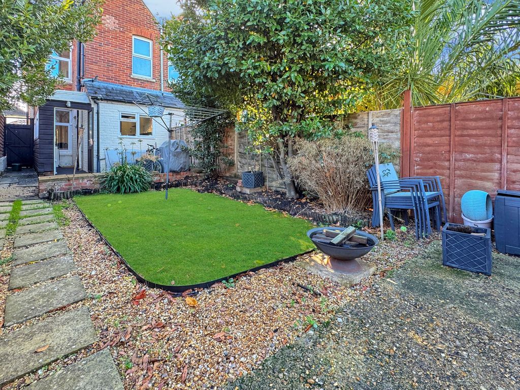 Property photo 2 of 22