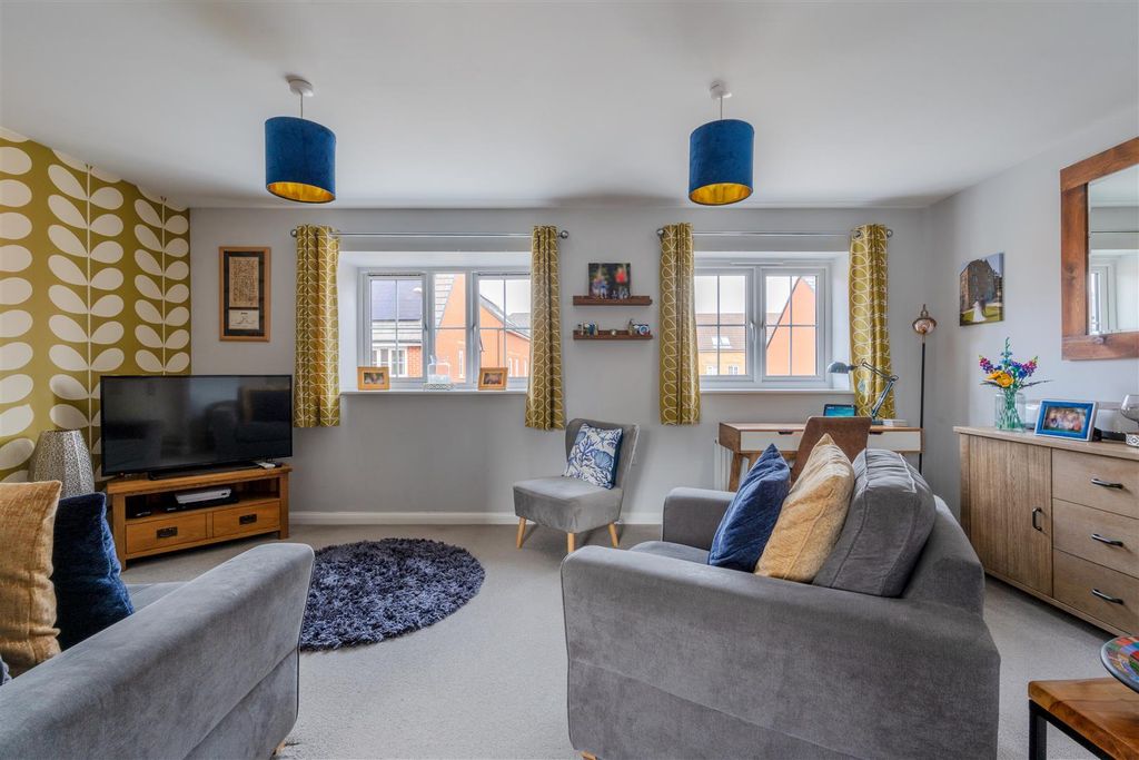 Property photo 2 of 11 Dsc04189-Hdr.Jpg