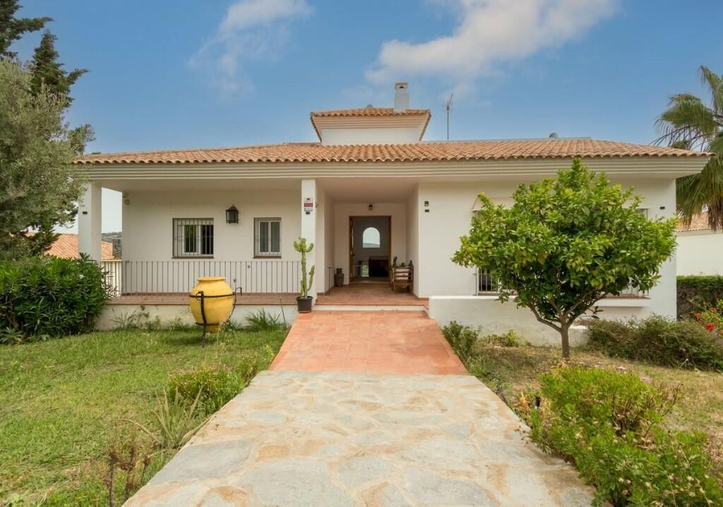 Property photo 1 of 3