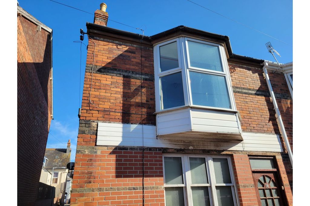 Property photo 1 of 13 Outside