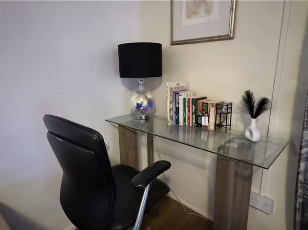 Property photo 3 of 5