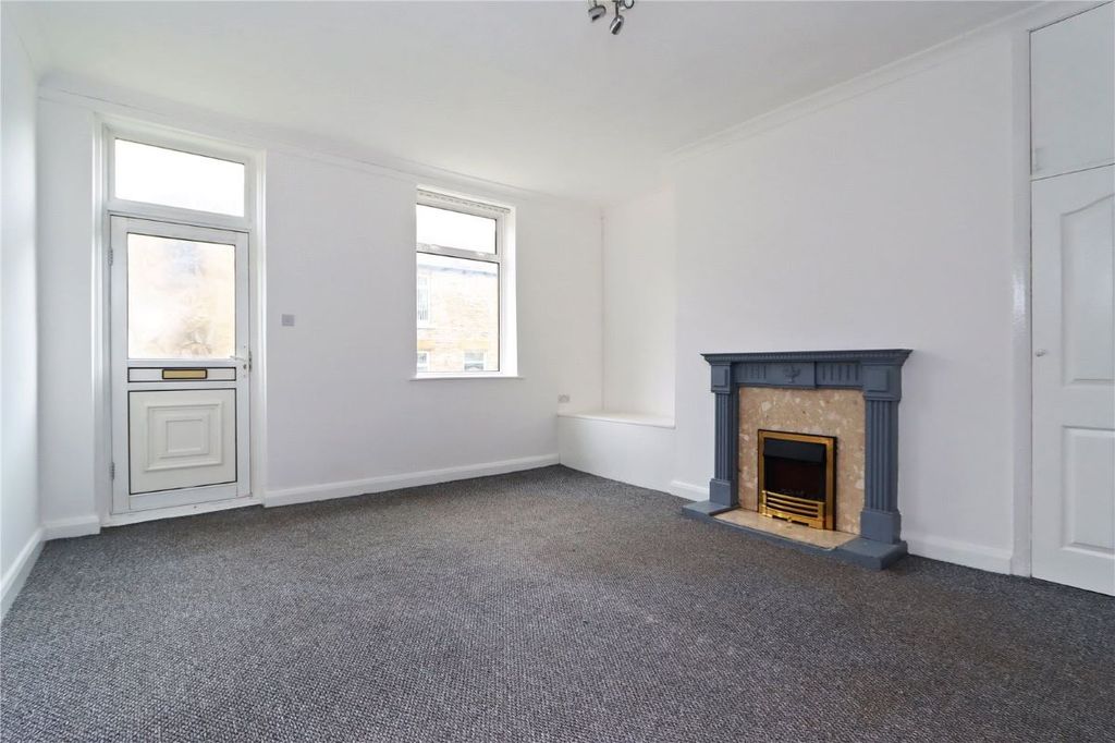 Property photo 2 of 10 Image 2