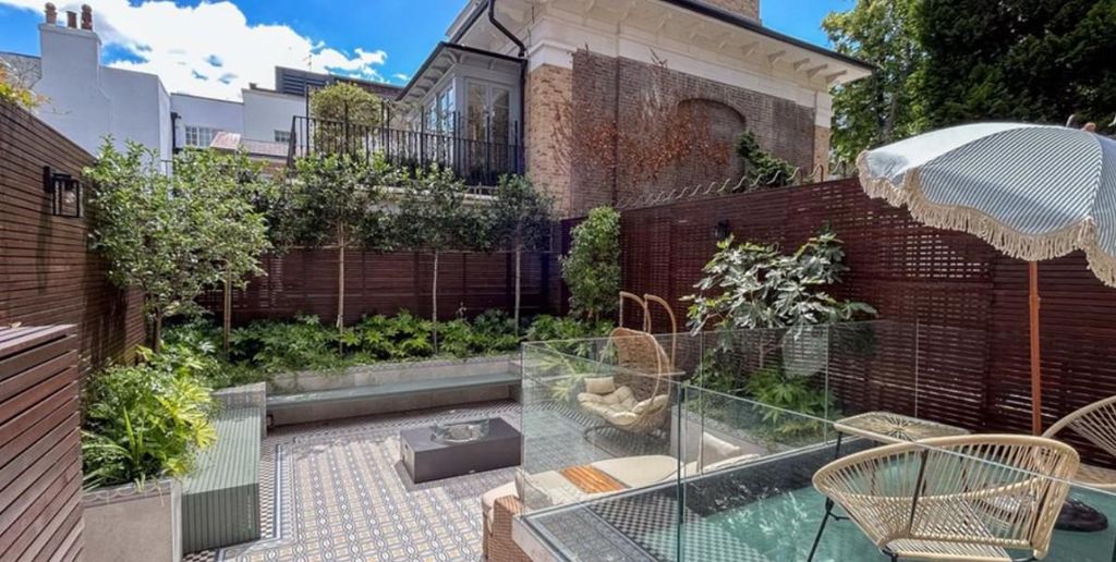 Property photo 1 of 13 14 Thurloe Place 3.Jpg