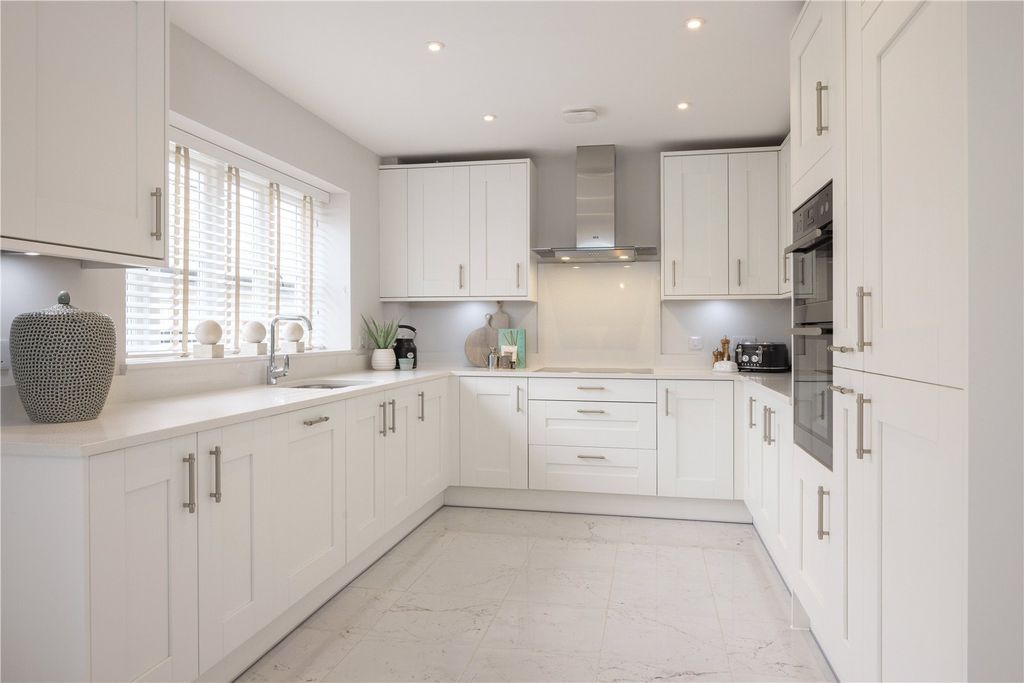 Property photo 2 of 9 Picture No. 04