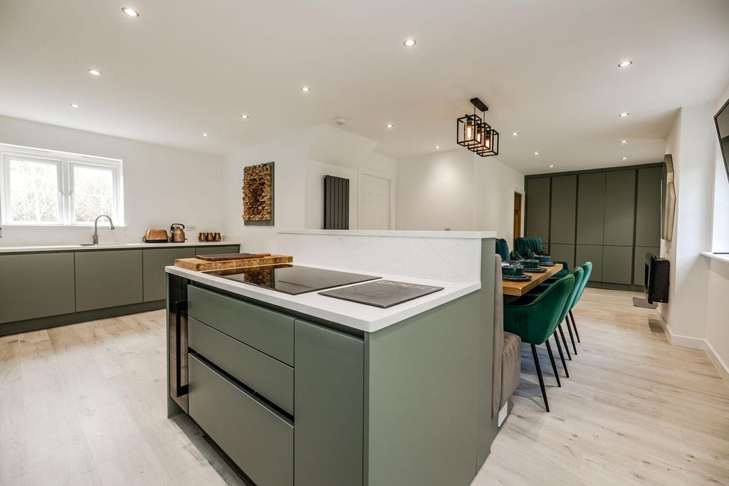 Property photo 3 of 49 Kitchen