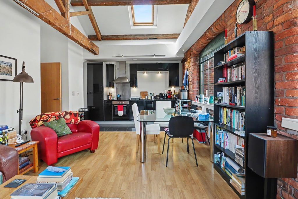 Property photo 2 of 12 Img_7172