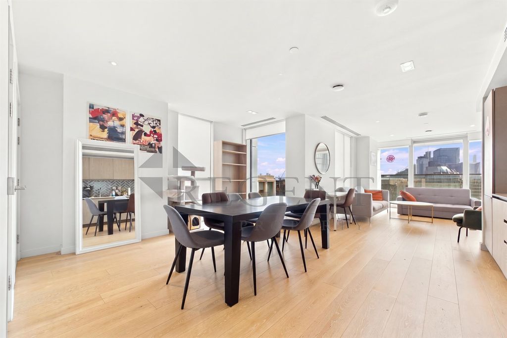 Property photo 1 of 16 (Main)