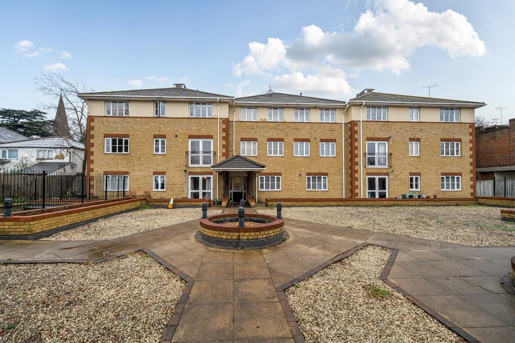 Property photo 1 of 18 External Front