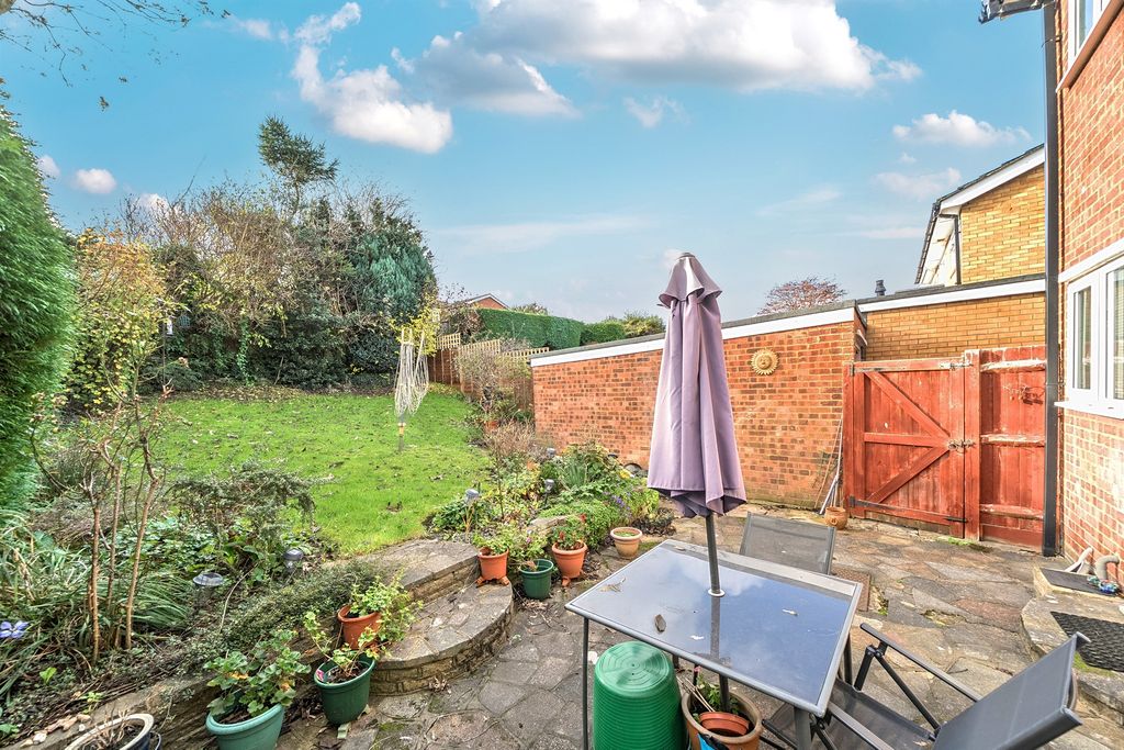 Property photo 2 of 10