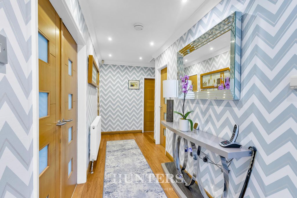 Property photo 2 of 26 Hallway