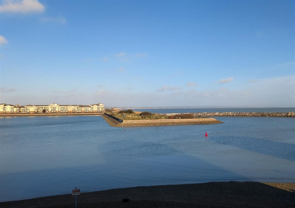 Property photo 1 of 28 Pxl_20251210_133024657~2.Jpg