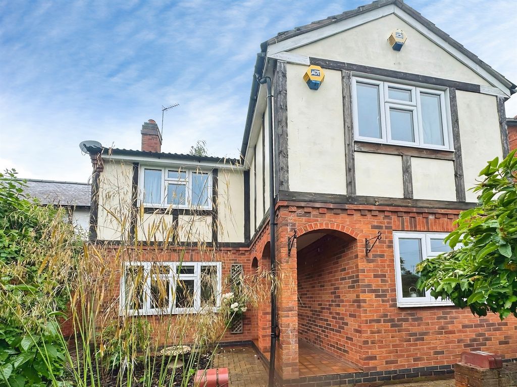 4 bed detached house for saleForest Road, Loughborough LE11