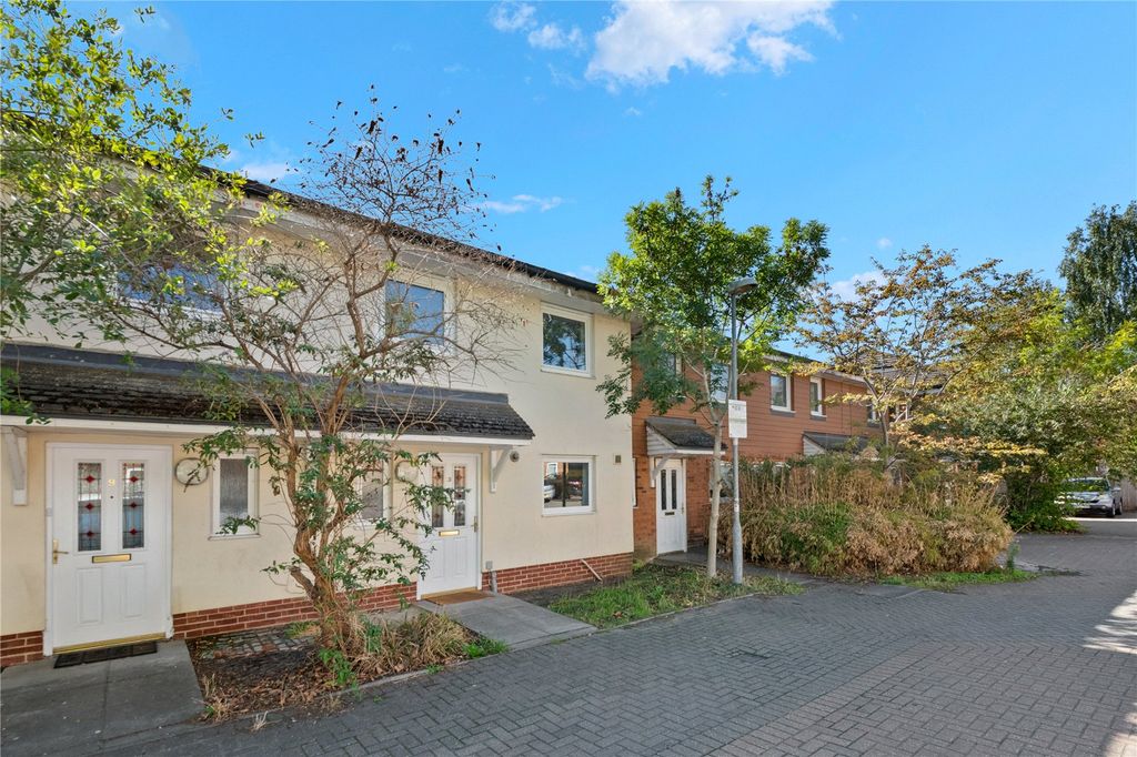 Property photo 2 of 17 Picture No. 02
