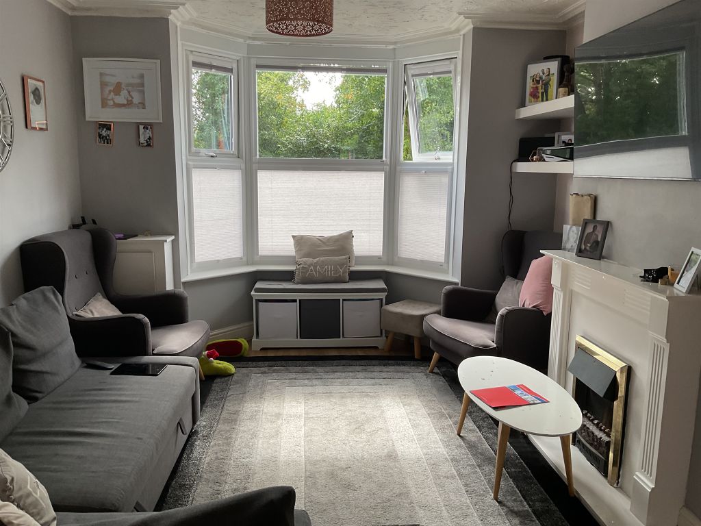 Property photo 2 of 12