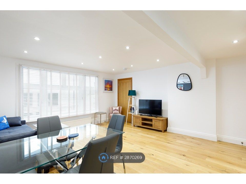 Property photo 3 of 8 Open Plan Living Room