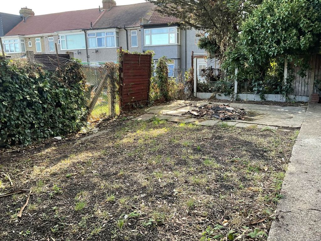 Property photo 3 of 11 Img_5985