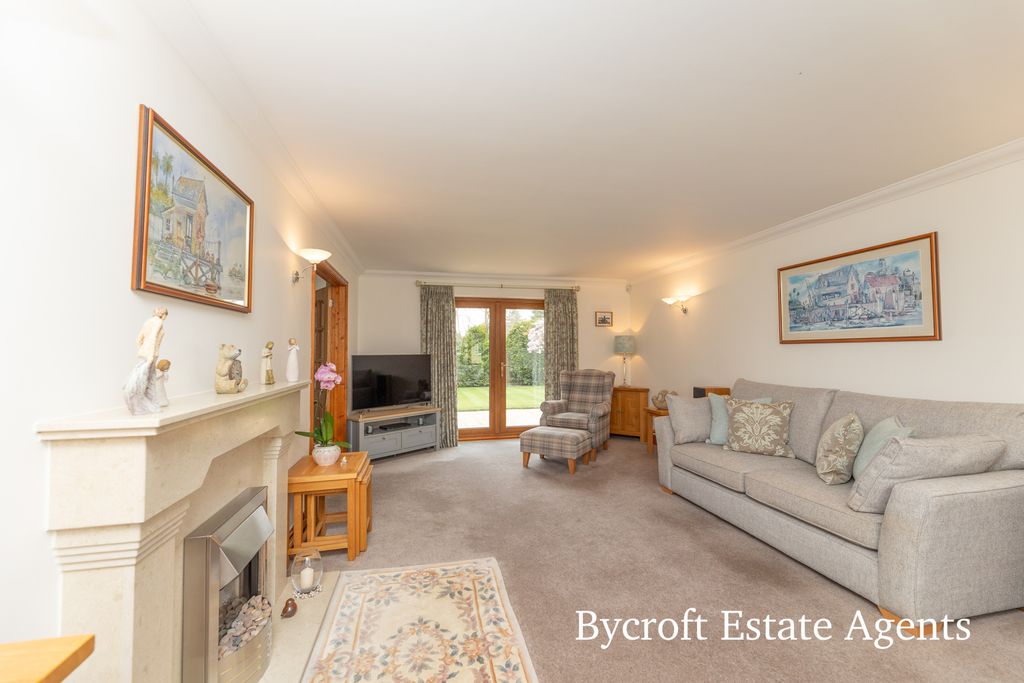 Property photo 3 of 24