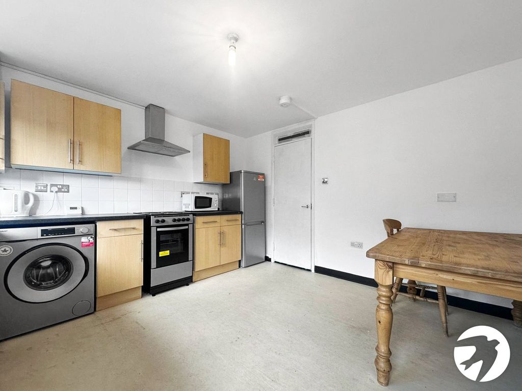 Property photo 3 of 12 Picture No. 20