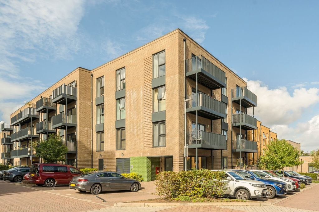 Property photo 1 of 7 Picture No. 12