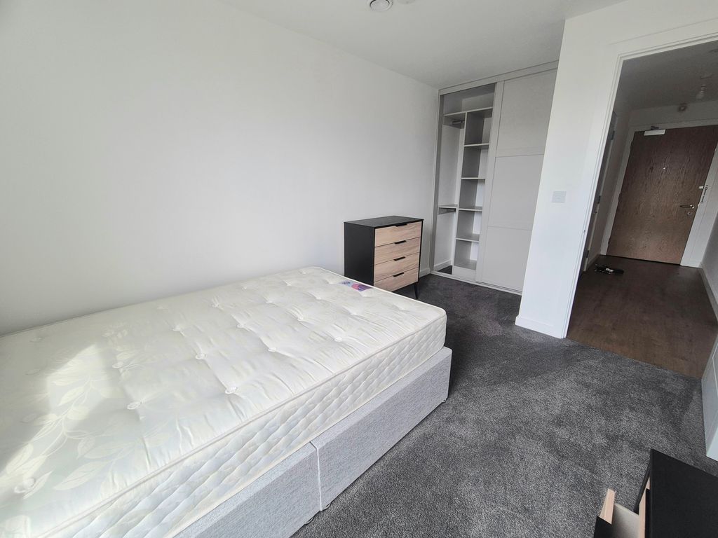 Property photo 2 of 13 Image