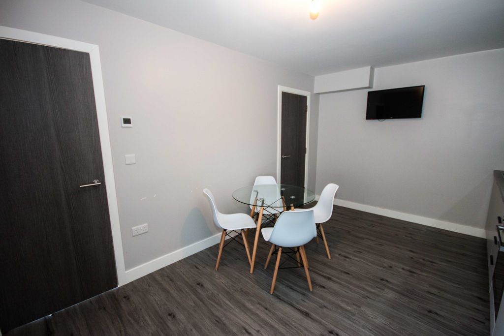 Property photo 2 of 24 Photo 1