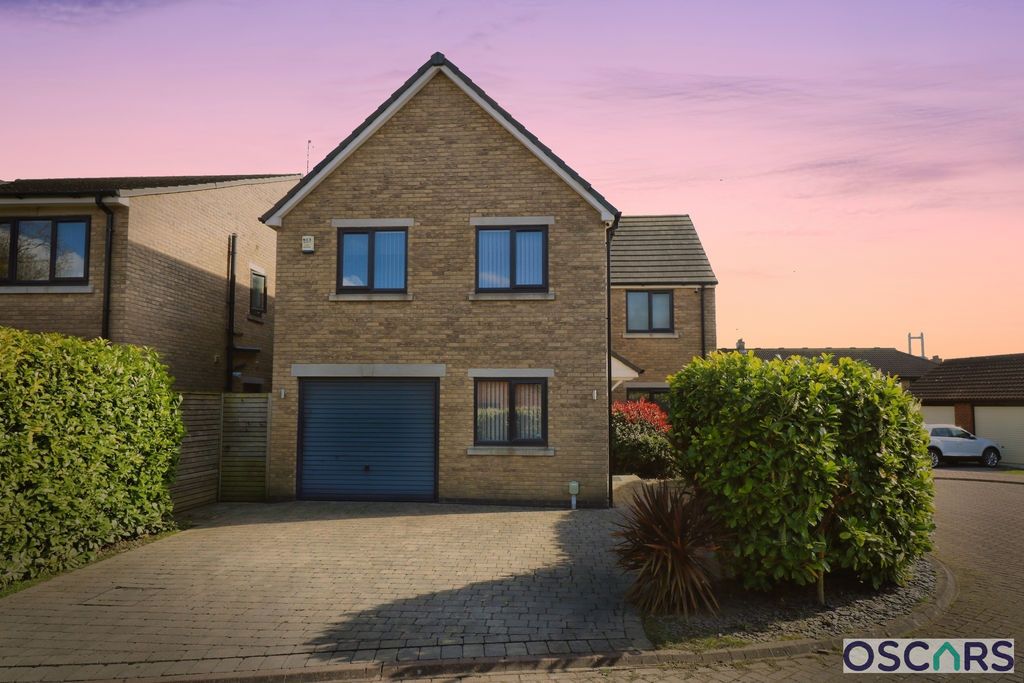 Property photo 1 of 25 Photo 23