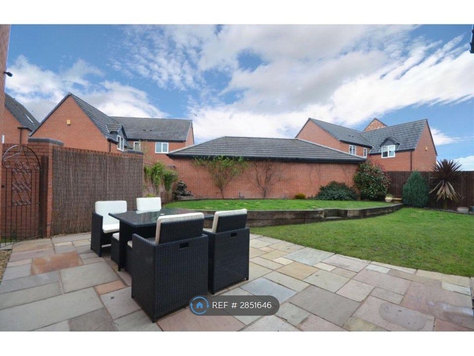 Property photo 2 of 11 Rear Garden 1