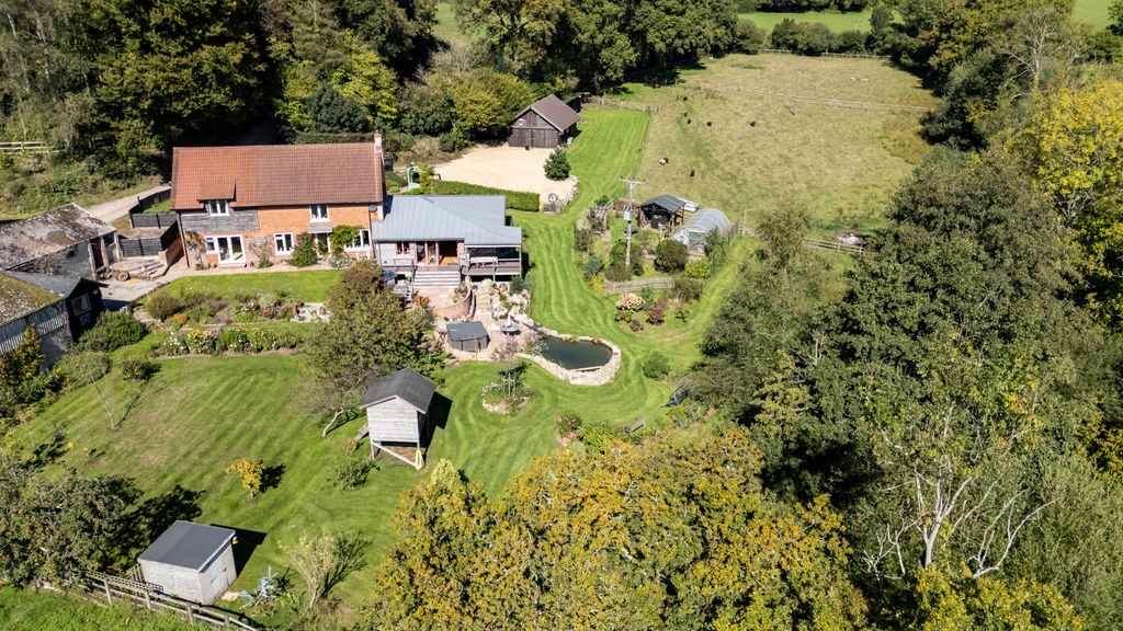 Property photo 1 of 32 A22 - Cuckoo Down Farm West Hill - 250923