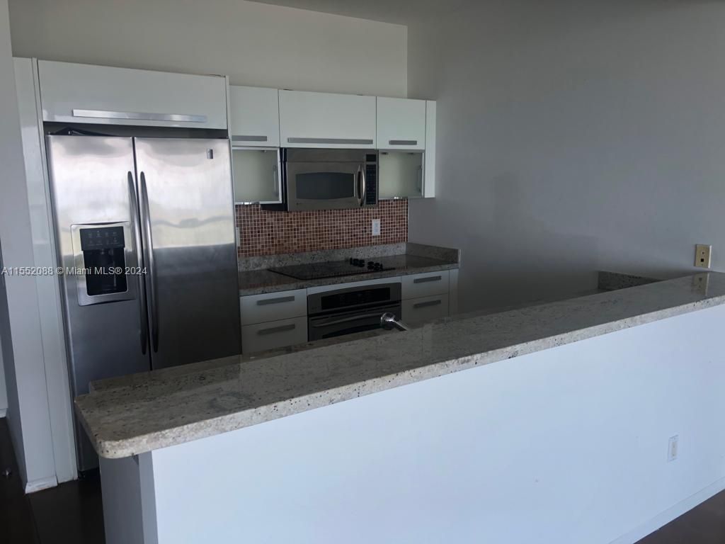 Property photo 3 of 11 <Alttext/>