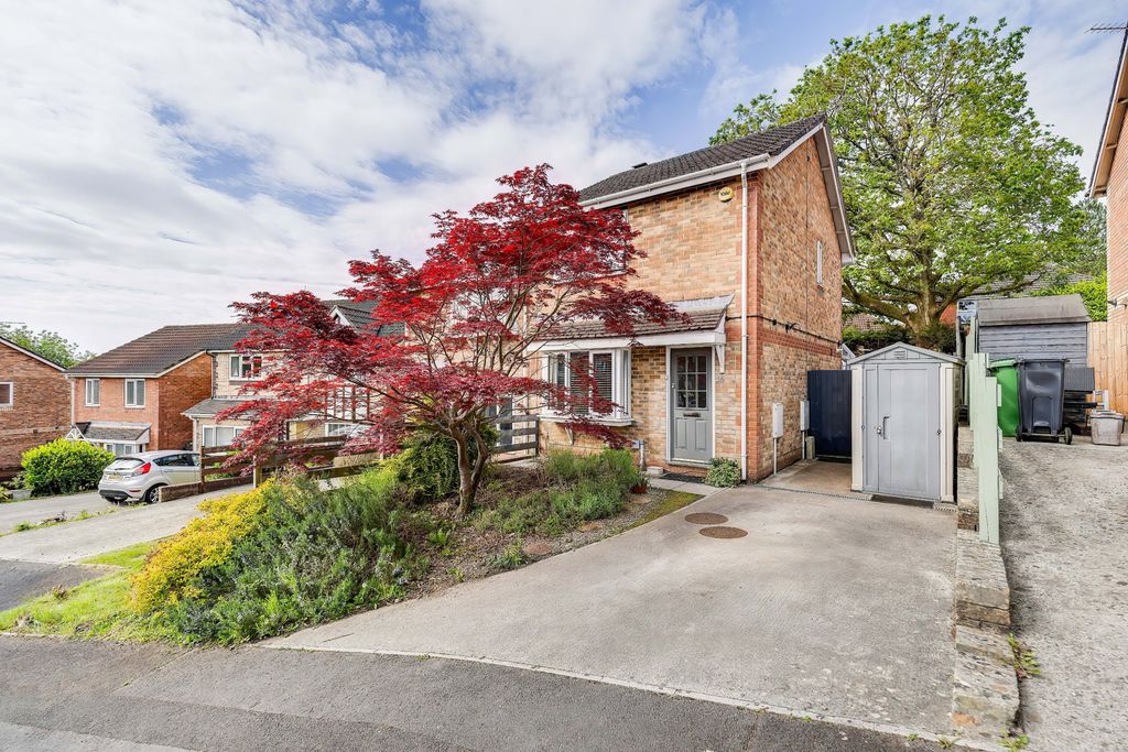 Property photo 1 of 30